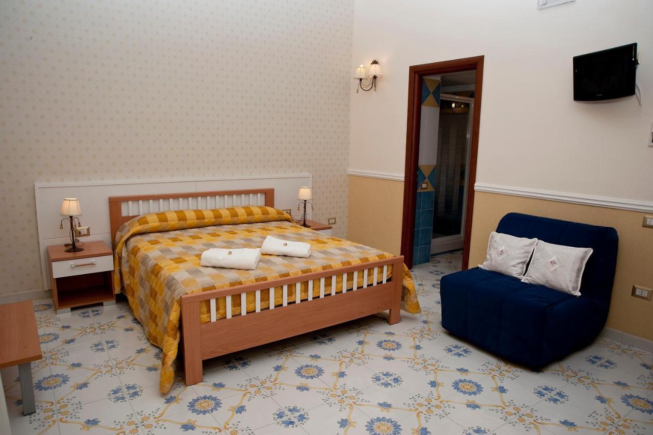 Bed and Breakfast Olimpo Degli Dei Nápoles Exterior foto